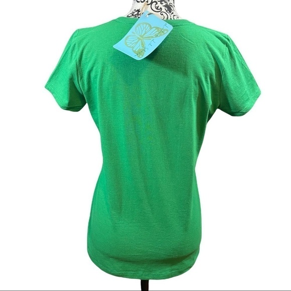 St Patrick’s Day Feelin Willie lucky Green and white graphic tee - Picture 5 of 11